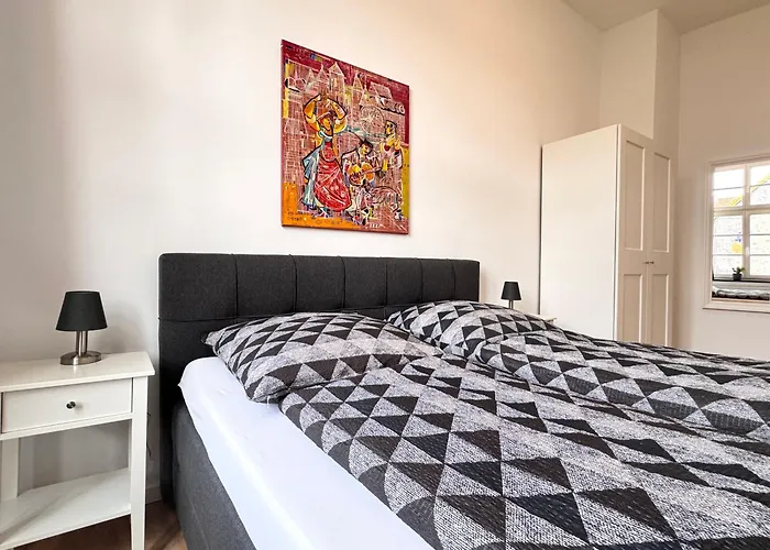 Schicke Inmitten Der Altstadt * Schwerin (Mecklenburg-Vorpommern)